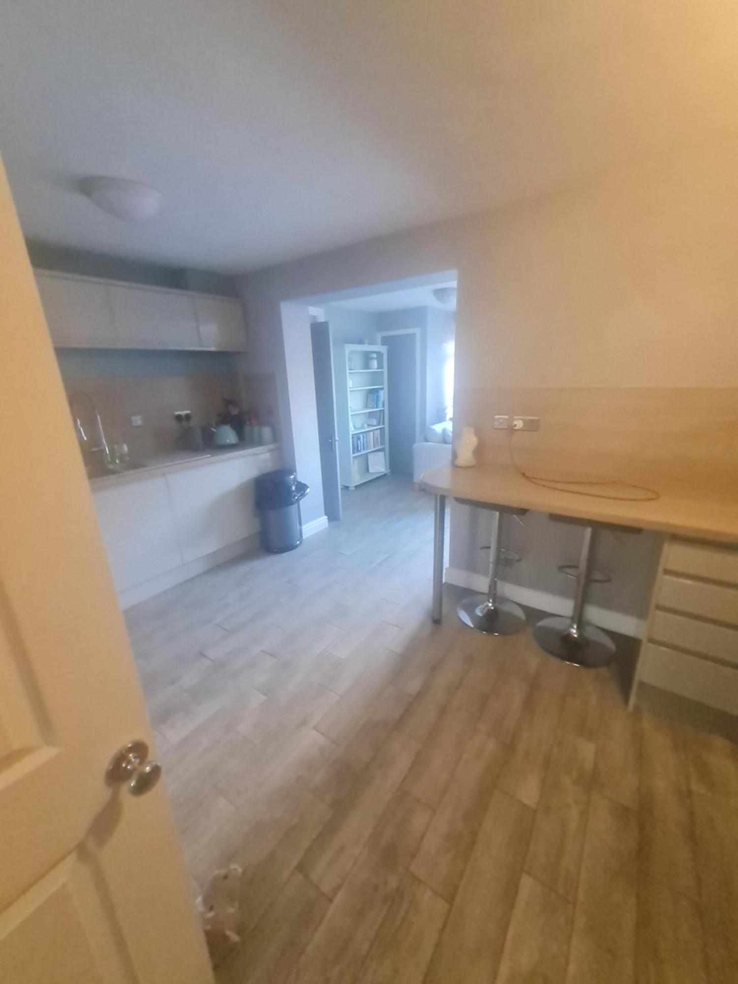 Edinburgh- 2 Double Rooms Available Buitenkant foto