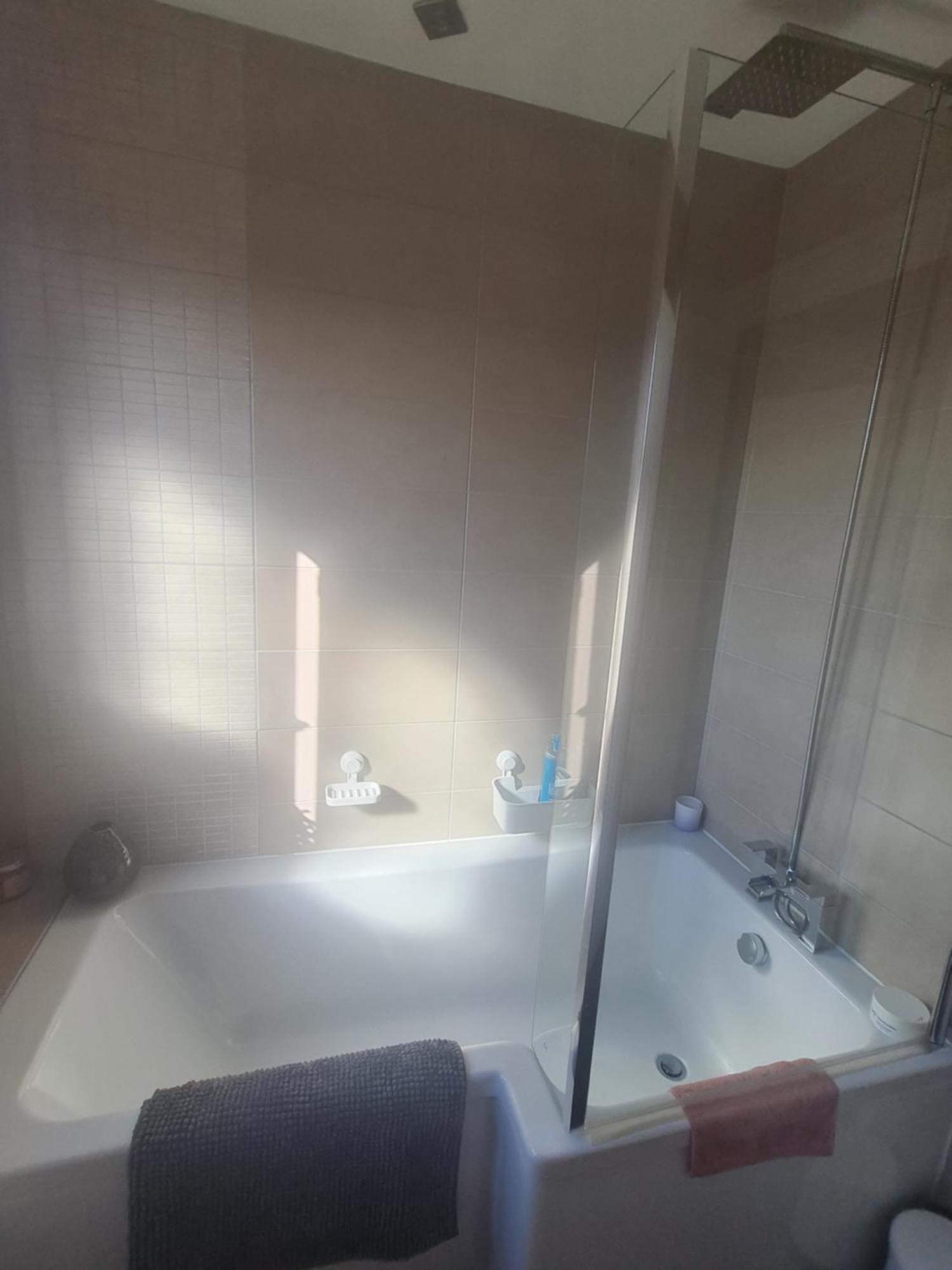 Edinburgh- 2 Double Rooms Available Buitenkant foto